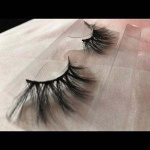 Lashes in style”Baddie” by KatCosmetics